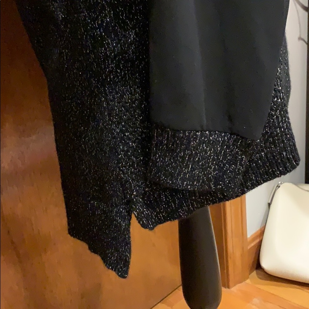 Sweater - Picture 5 of 7